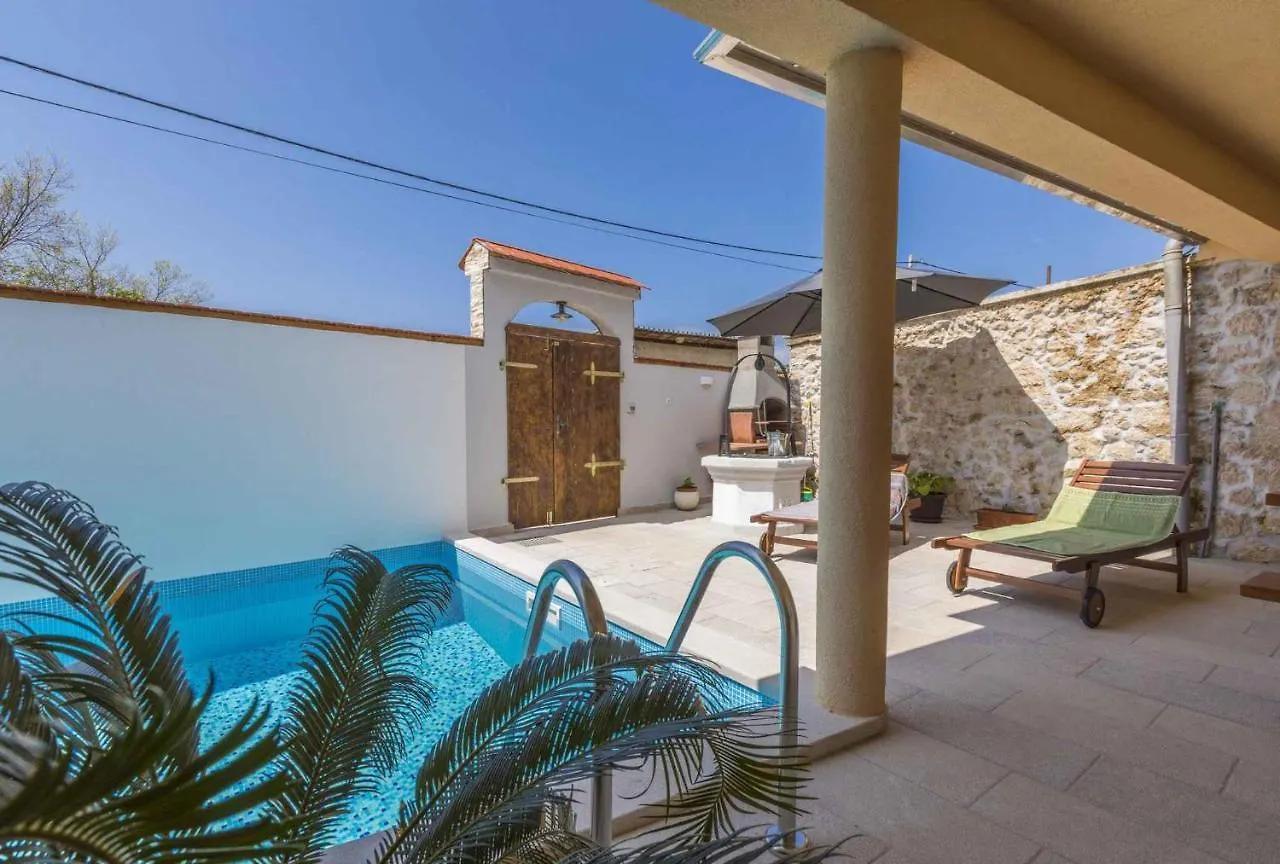 Holiday Home In Tribalj 39392